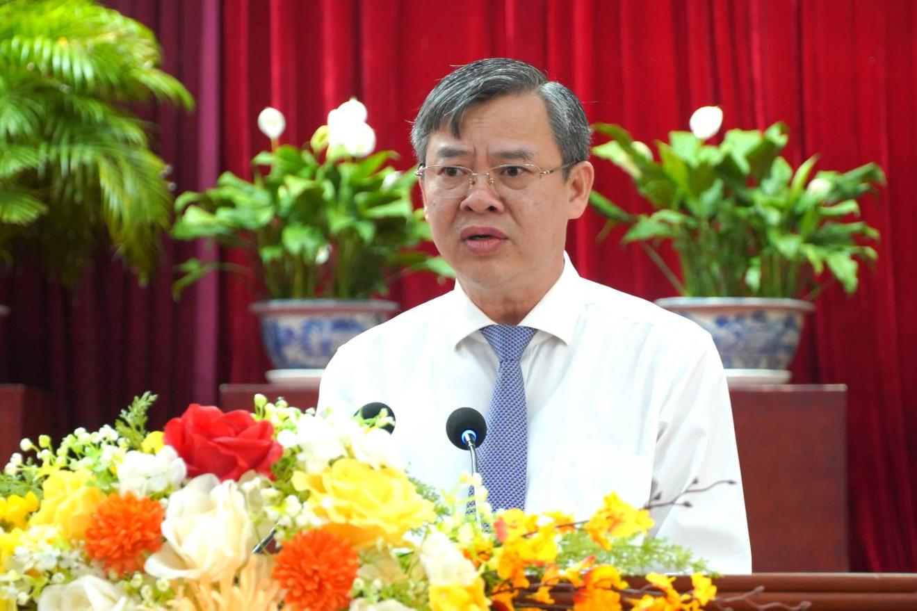Ông Trương Cảnh Tuyên được bầu làm Chủ tịch UBND TP Cần Thơ