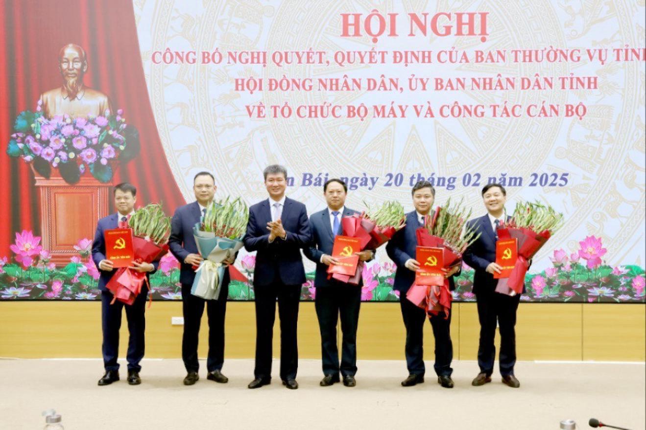 Yên Bái công bố các quyết định quan trọng về tổ chức bộ máy và công tác cán bộ