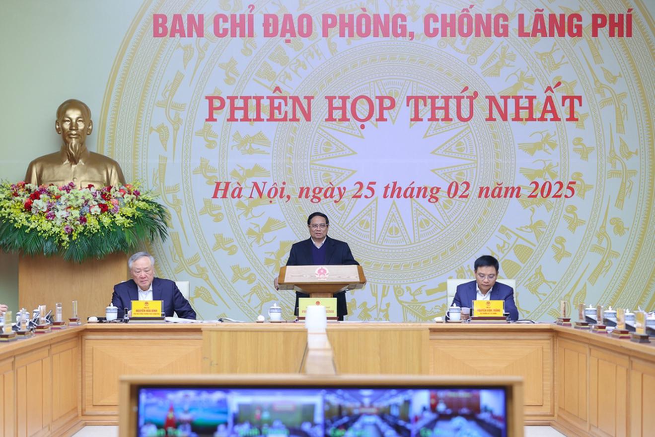 Tạo động lực giải phóng nguồn lực cho phát triển