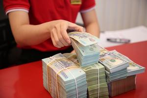 Không nên đánh thuế tiền gửi tiết kiệm