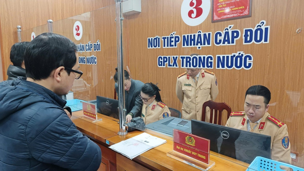 Nhiều điểm mới về quy trình sát hạch, cấp giấy phép lái xe được quy định tại Thông tư 12/2025/TT-BCA của Bộ Công an