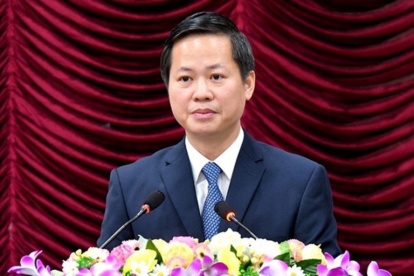 Phê chuẩn miễn nhiệm Chủ tịch UBND tỉnh Bình Thuận