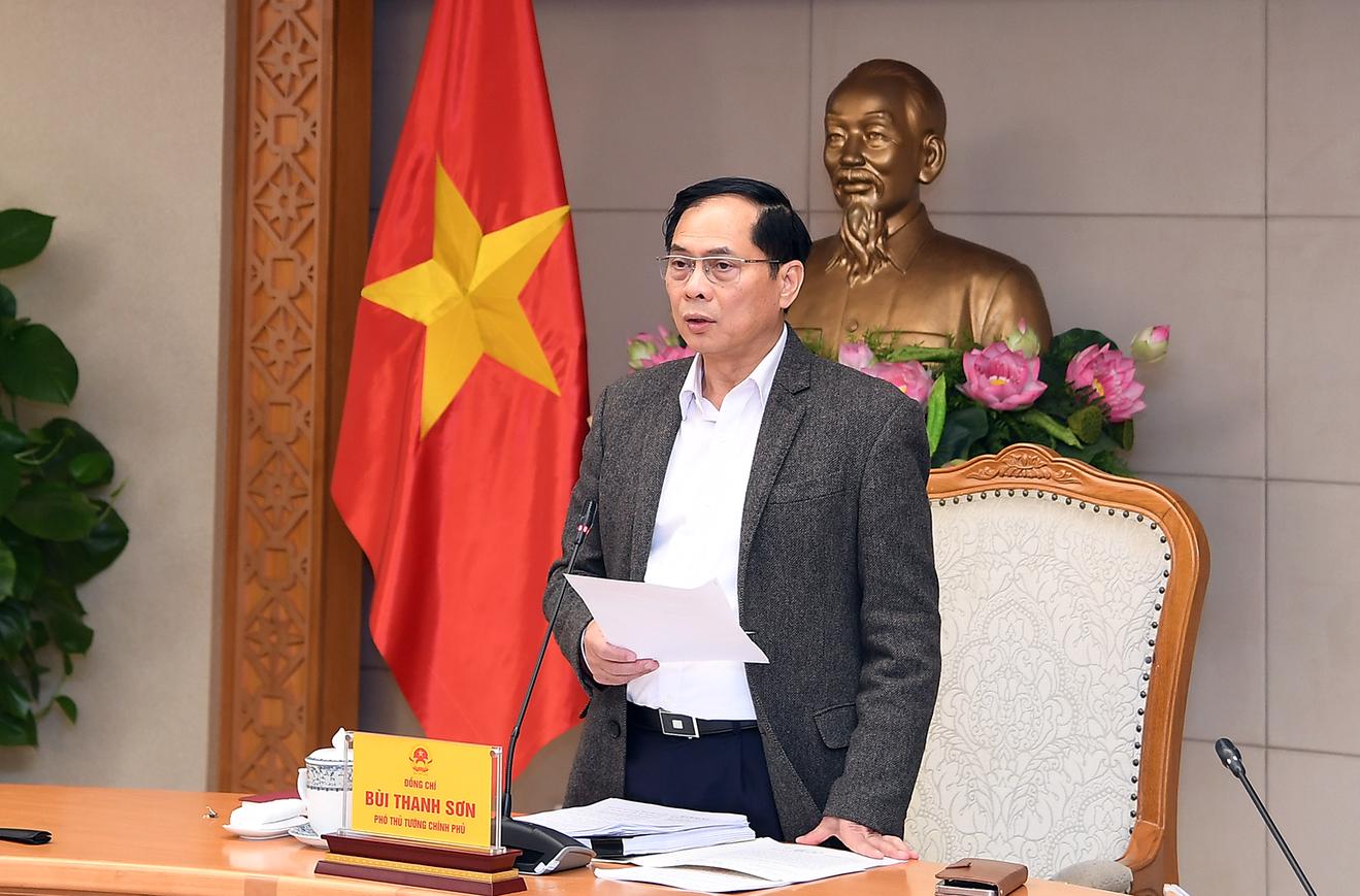 Bộ Công Thương tiếp tục rà soát, hoàn thiện Điều chỉnh Quy hoạch điện VIII