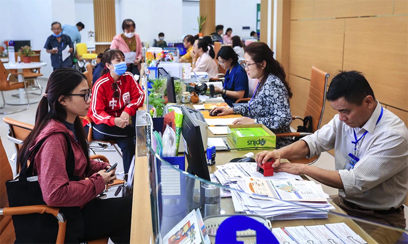 Không để xảy ra lơ là, trì trệ, dao động trong cán bộ, công chức, viên chức