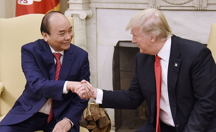 Trong chuyến thăm chính thức Mỹ tháng 5/2017 của Thủ tướng Nguyễn Xuân Phúc, khoảng 20 hợp đồng và văn bản thỏa thuận hợp tác giữa hai nước được trao đổi với tổng giá trị khoảng 10 tỉ USD đã được ký kết. Ảnh: T.L