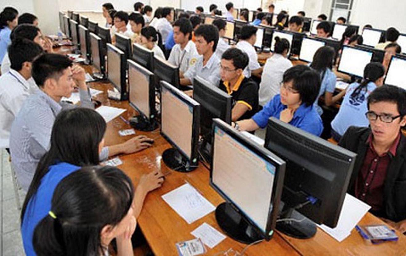 Vượt 114 chỉ tiêu biên chế so với được giao