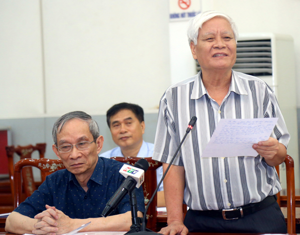 TS Nguyễn Viết Chức, Phó Chủ nhiệm Hội đồng tư vấn Văn hóa - Xã hội, Uỷ ban Trung ương MTTQ Việt Nam nêu quan điểm. (Ảnh: TH)