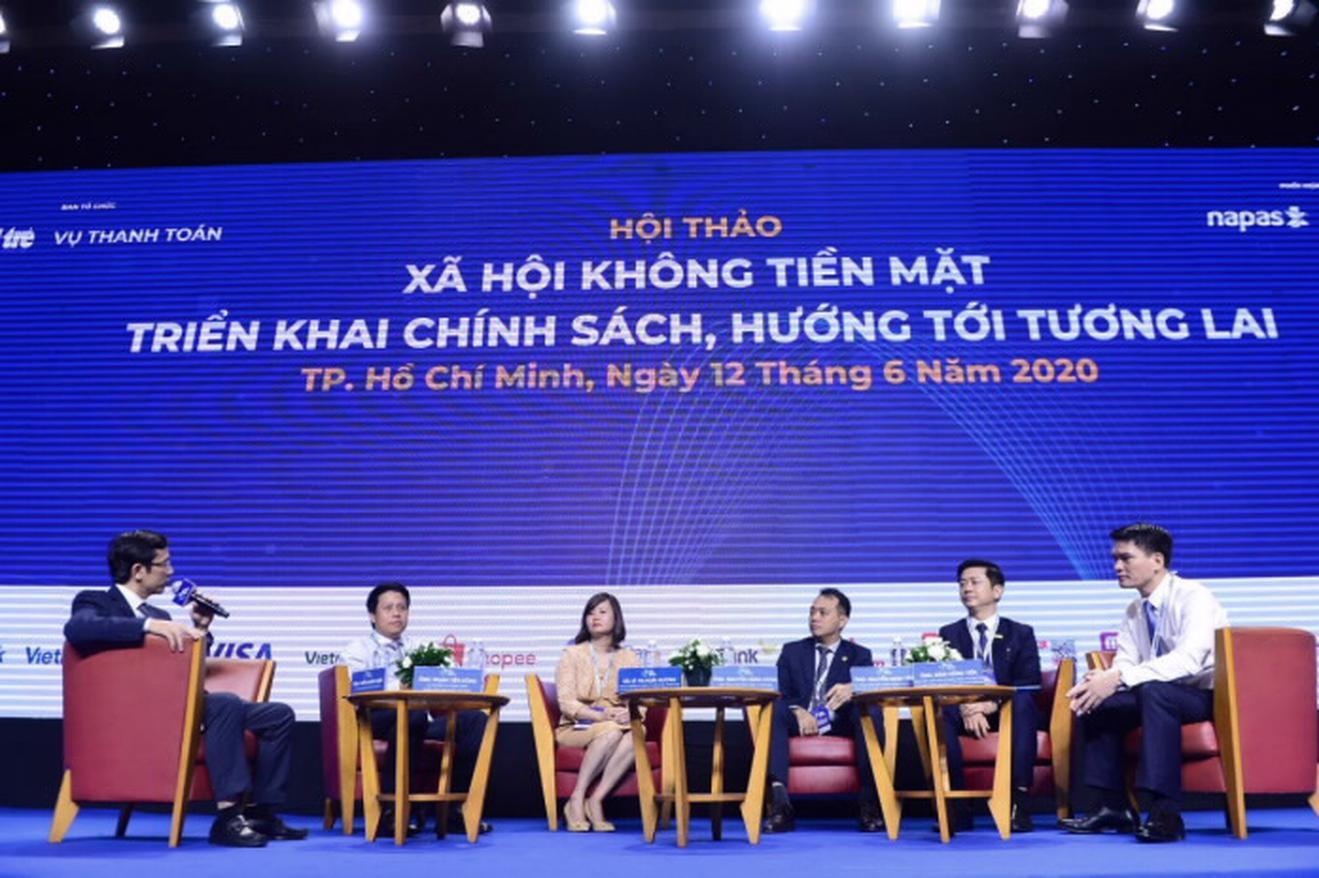 Phát triển thanh toán không dùng tiền mặt để chống tham nhũng, chống rửa tiền