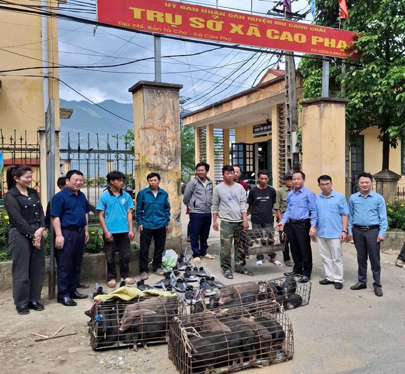 Thanh tra tỉnh Yên Bái chung tay giúp các xã vùng cao thoát nghèo
