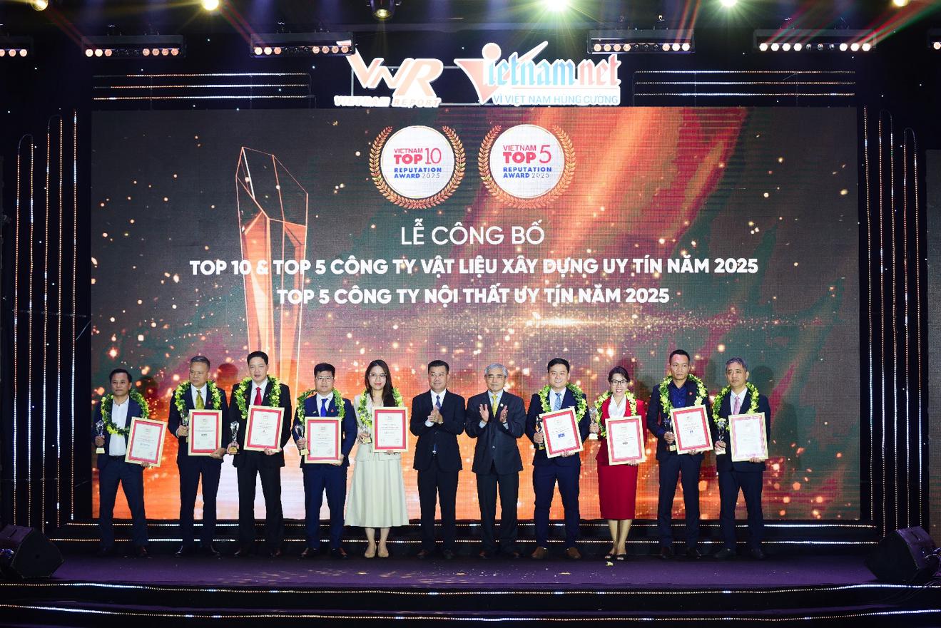 Eurowindow được vinh danh Top 5 công ty vật liệu xây dựng uy tín năm thứ 9 liên tiếp