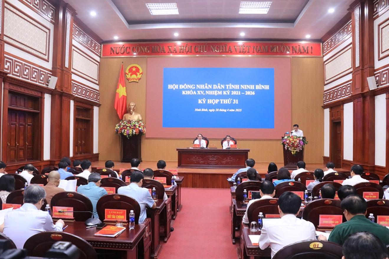 Ninh Bình thông qua Nghị quyết về chủ trương hợp nhất ba tỉnh và giảm 68,8% đơn vị hành chính cấp xã