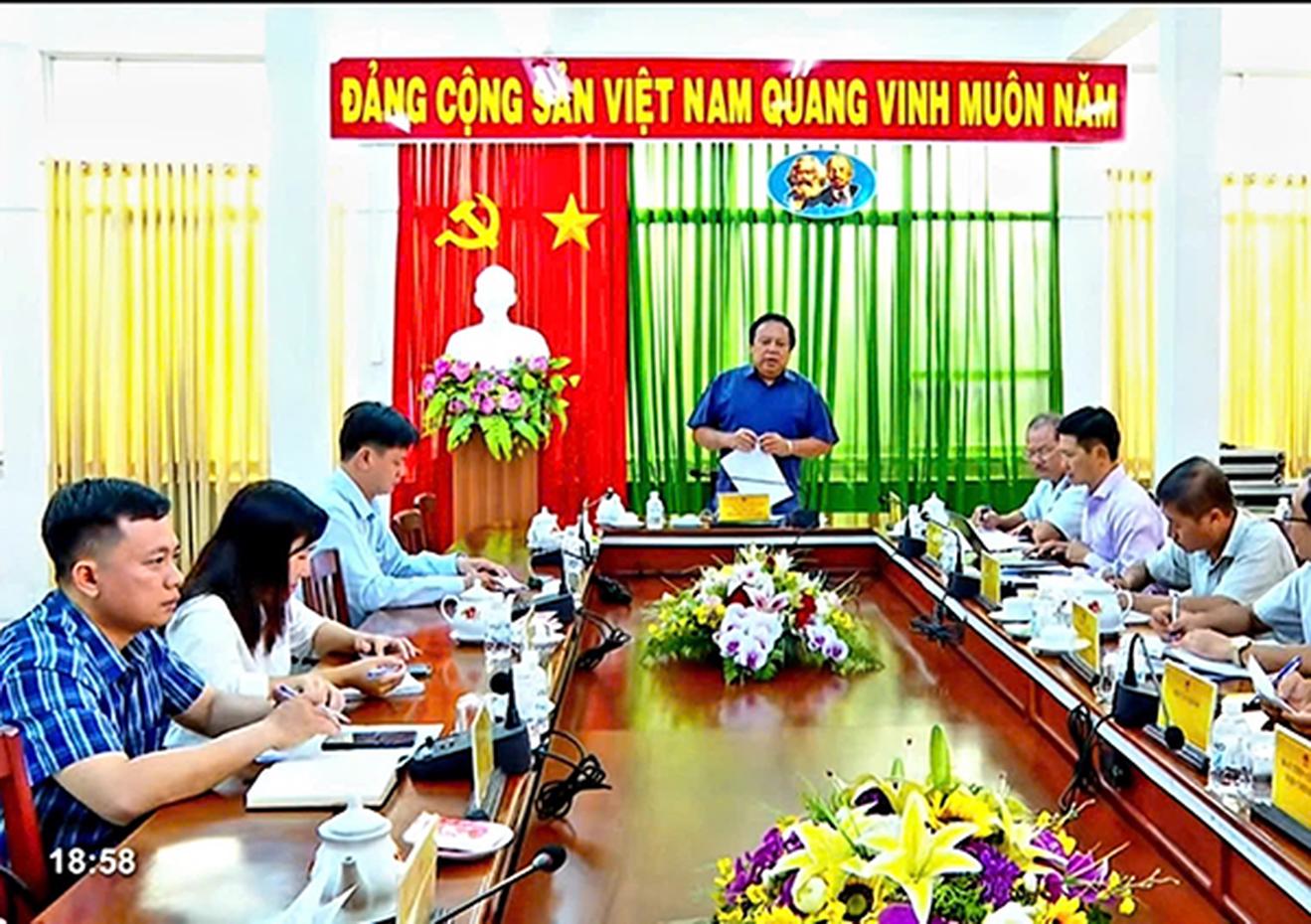 Công nhận nội dung giải quyết đơn khiếu nại của Chủ tịch Ủy ban nhân dân thành phố Vĩnh Long