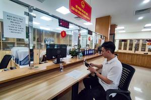 Không yêu cầu xuất trình giấy tờ gốc đã tích hợp trên VNeID khi sử dụng dịch vụ công trực tuyến
