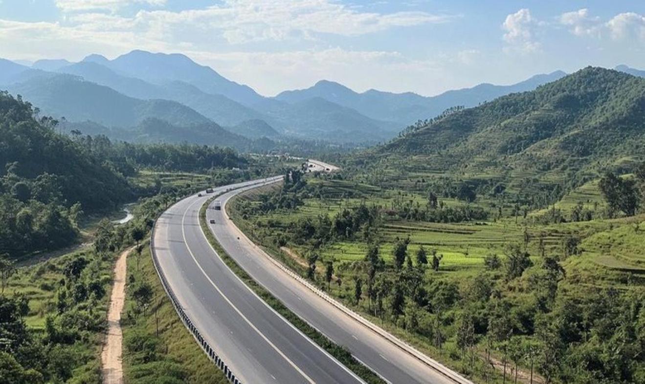 Đầu tư dự án xây dựng tuyến đường bộ cao tốc Nha Trang  - Đà Lạt