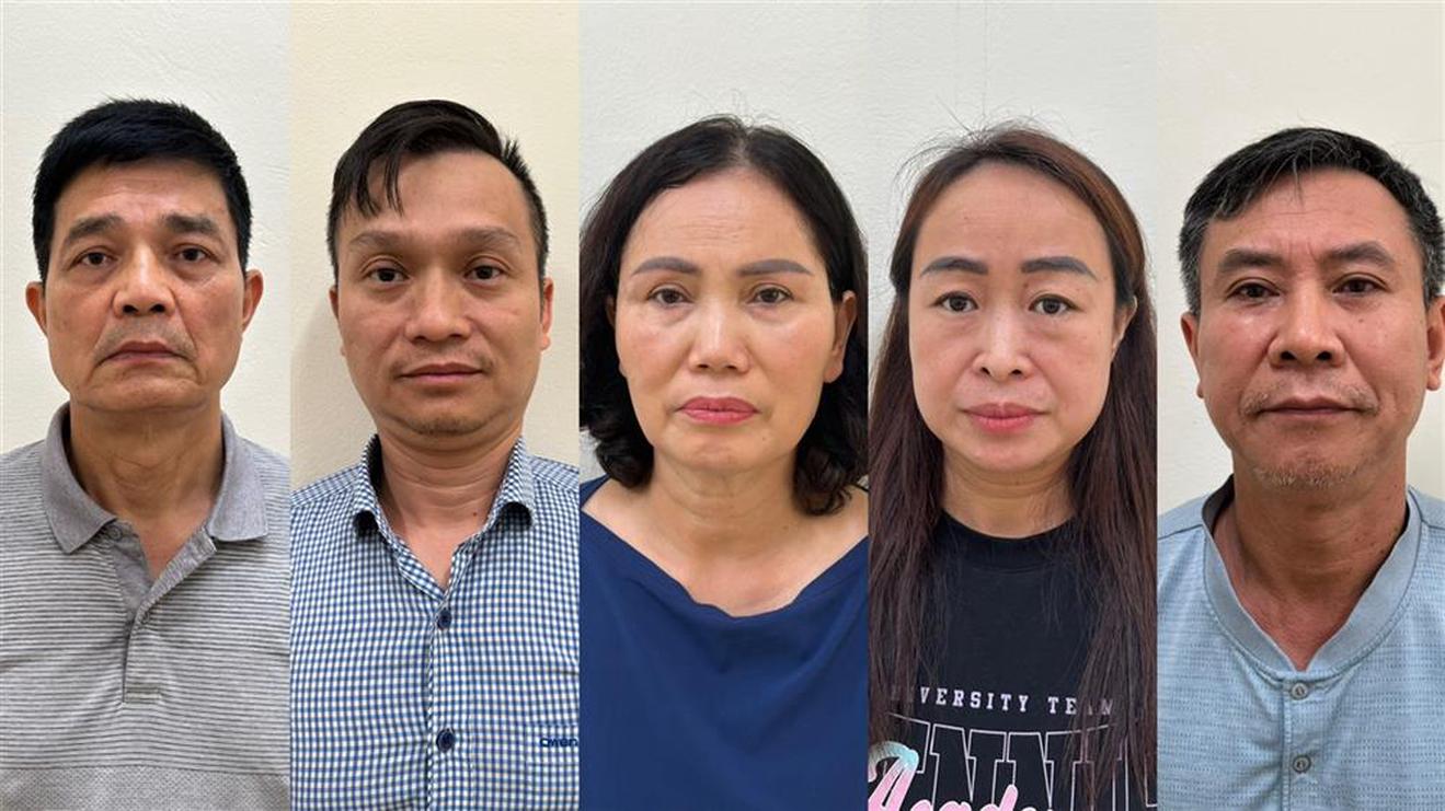 Khởi tố nguyên Cục trưởng An toàn thực phẩm Bộ Y tế