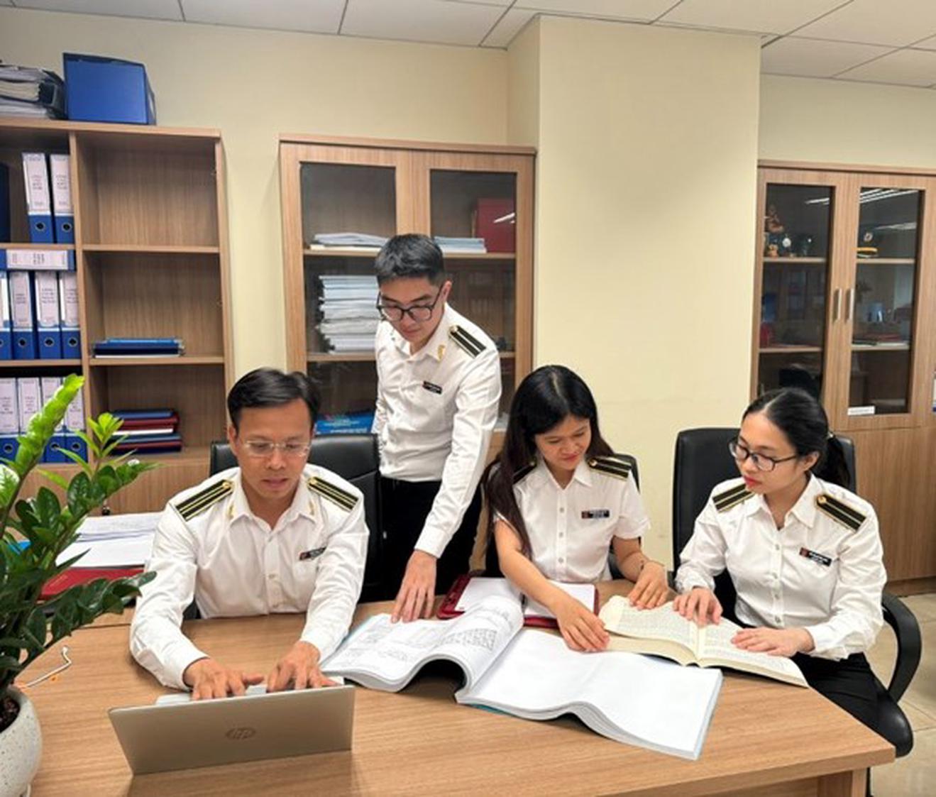 Khuyến nghị hoàn thiện cơ chế, chính sách về quỹ tài chính ngoài ngân sách